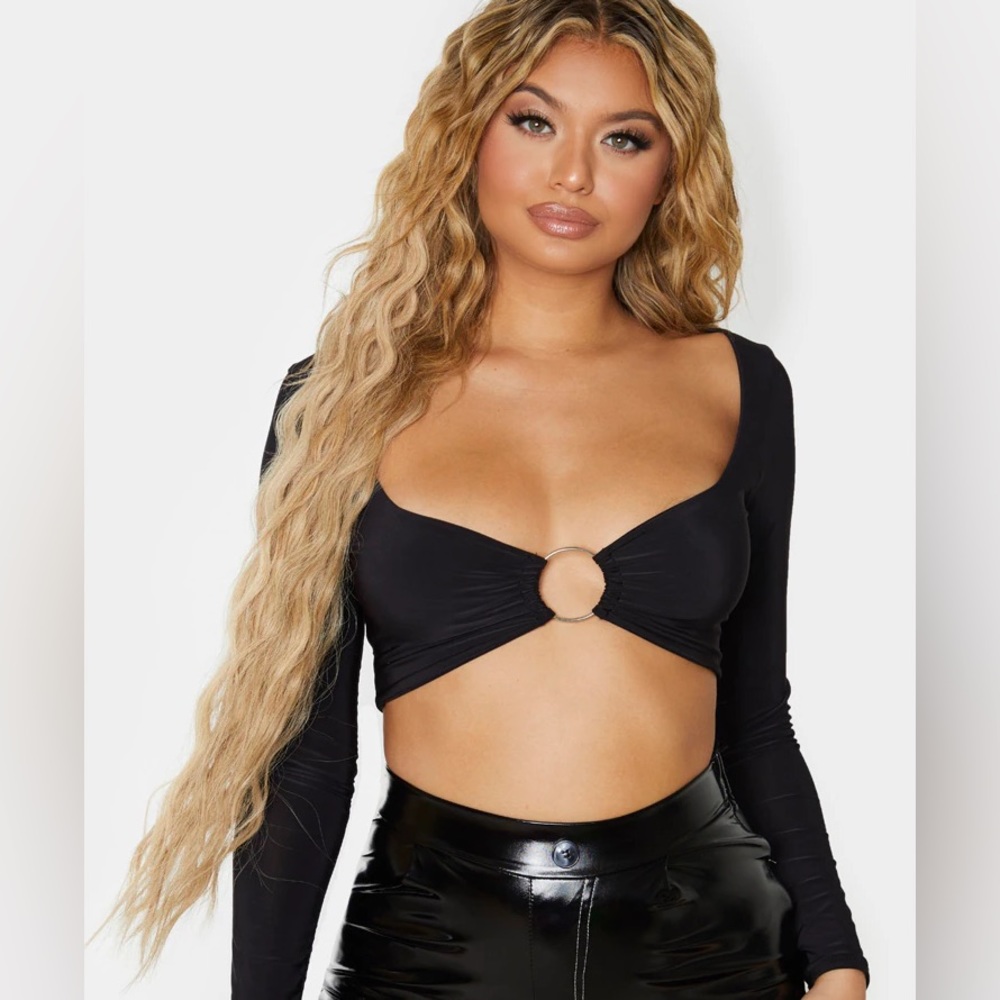 Slinky O Ring Long Sleeve Crop Top